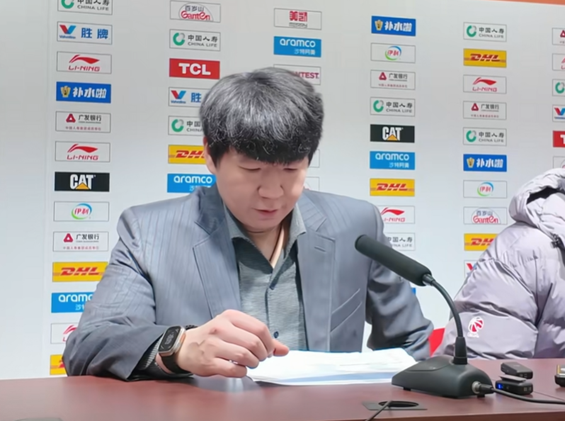 乐鱼官网-胜广厦发布会！邱彪直指抢上半场，不满对布朗防守，点赞3将发挥