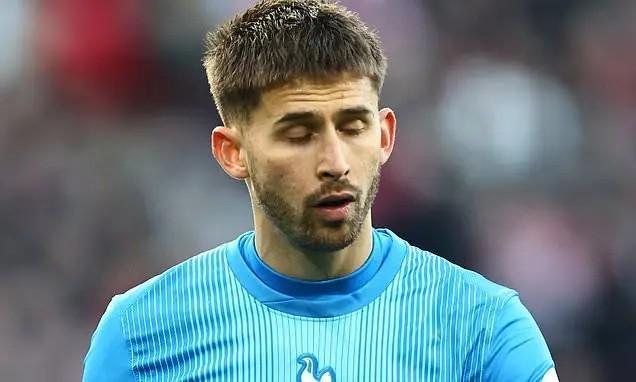 乐鱼官网-卡拉格：索博是任意球专家，但热刺没有守门专家